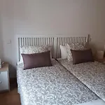 Vut Mi Primer Destino